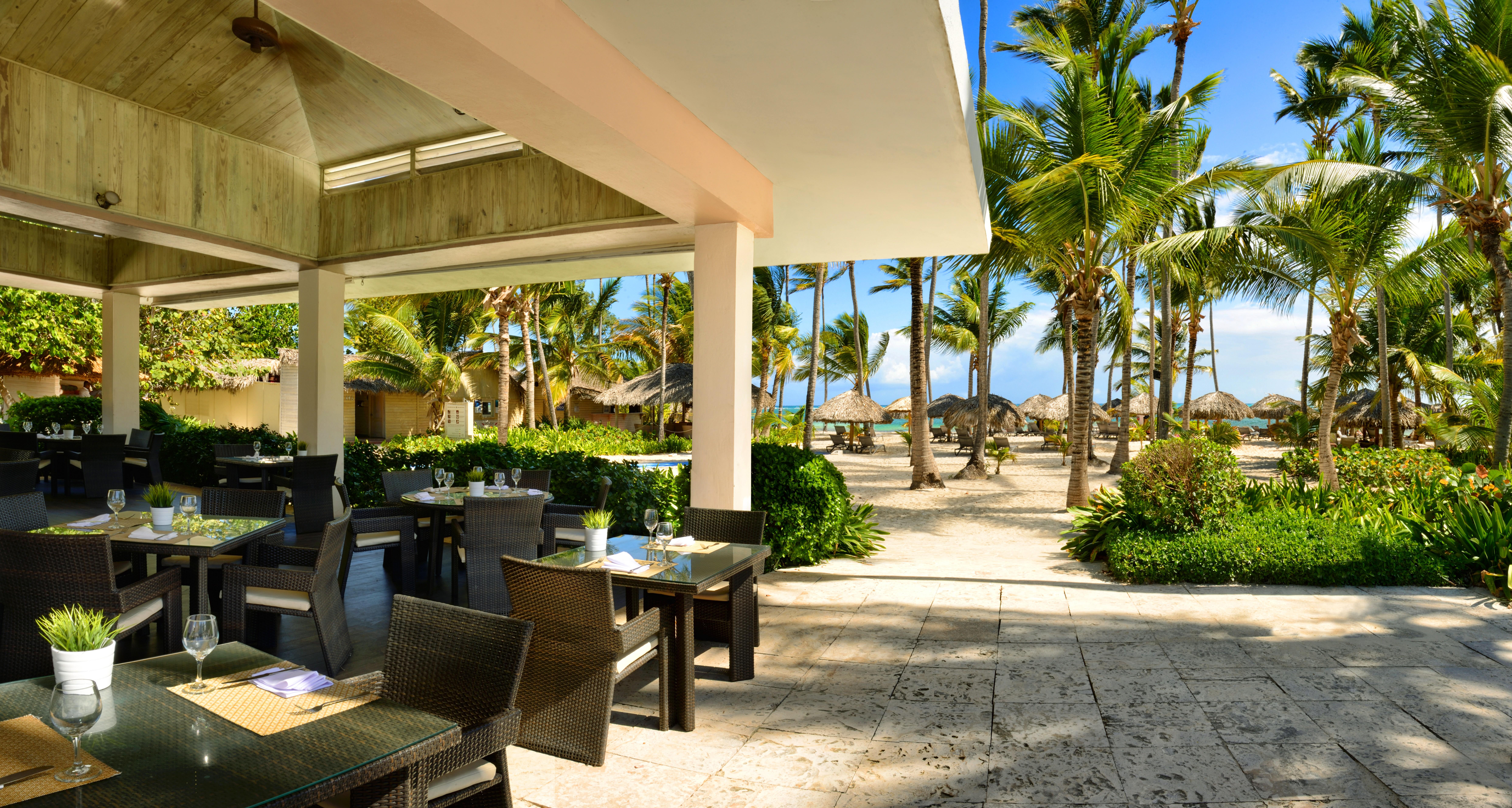 Catalonia Royal Bavaro (Adults Only) Πούντα Κάνα Εξωτερικό φωτογραφία The Beach Club at the Hilton San Diego Bay