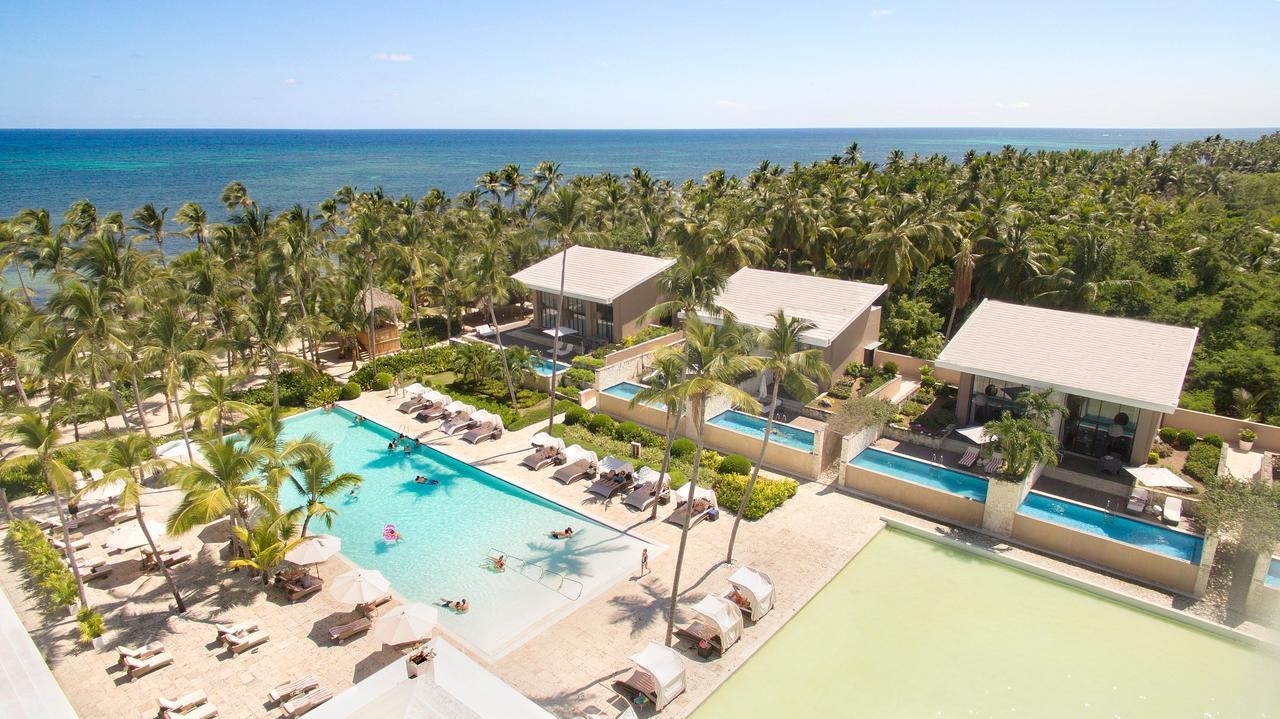 Catalonia Royal Bavaro (Adults Only) Πούντα Κάνα Εξωτερικό φωτογραφία Aerial view of the resort